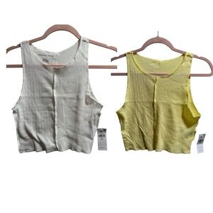 2 American Eagle Crop Tops,‎ textured. Sizes Small & Medium NWT